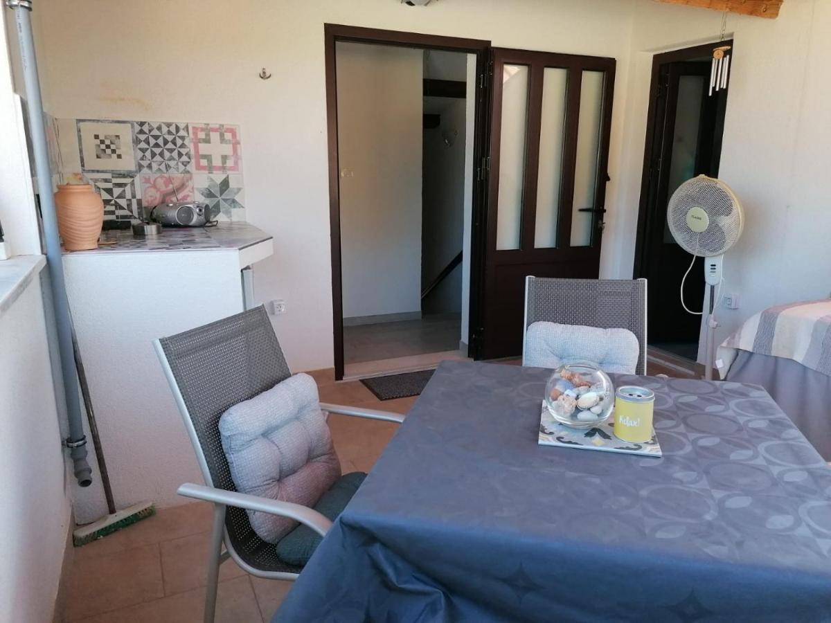 Apartments Misini Dvori Stomorska Extérieur photo